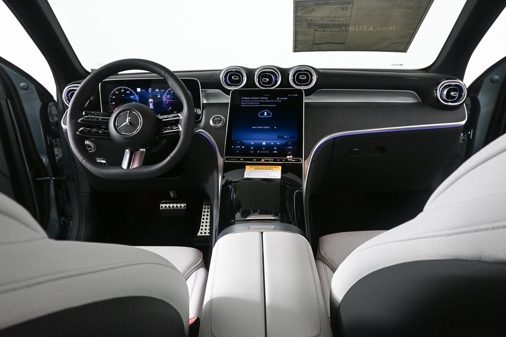 New 2026 Verde Silver Metallic Mercedes-Benz GLC 300 image 16