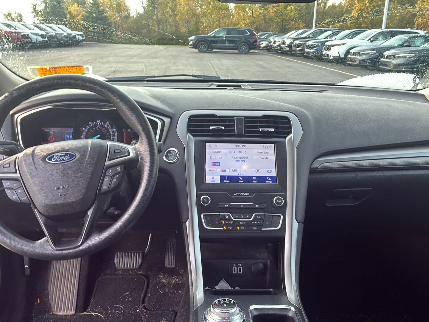 Used 2020 Magnetic Ford SE image 15