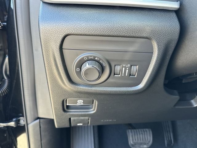 New 2025 Black Jeep Altitude X image 36
