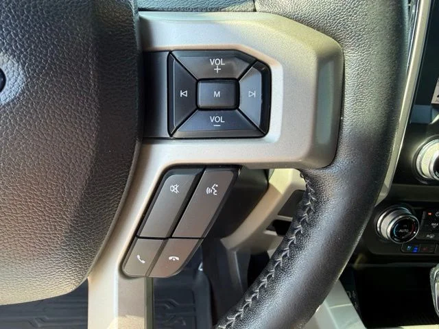 Used 2019  Ford  image 19