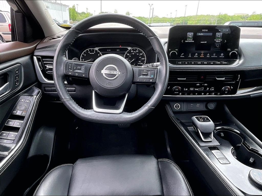 Used 2023 Gray Nissan SL image 17