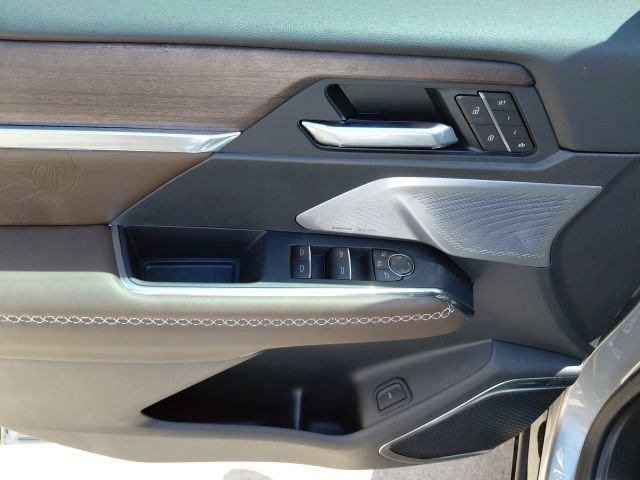 New 2026 Sterling Metallic GMC Denali Ultimate image 29