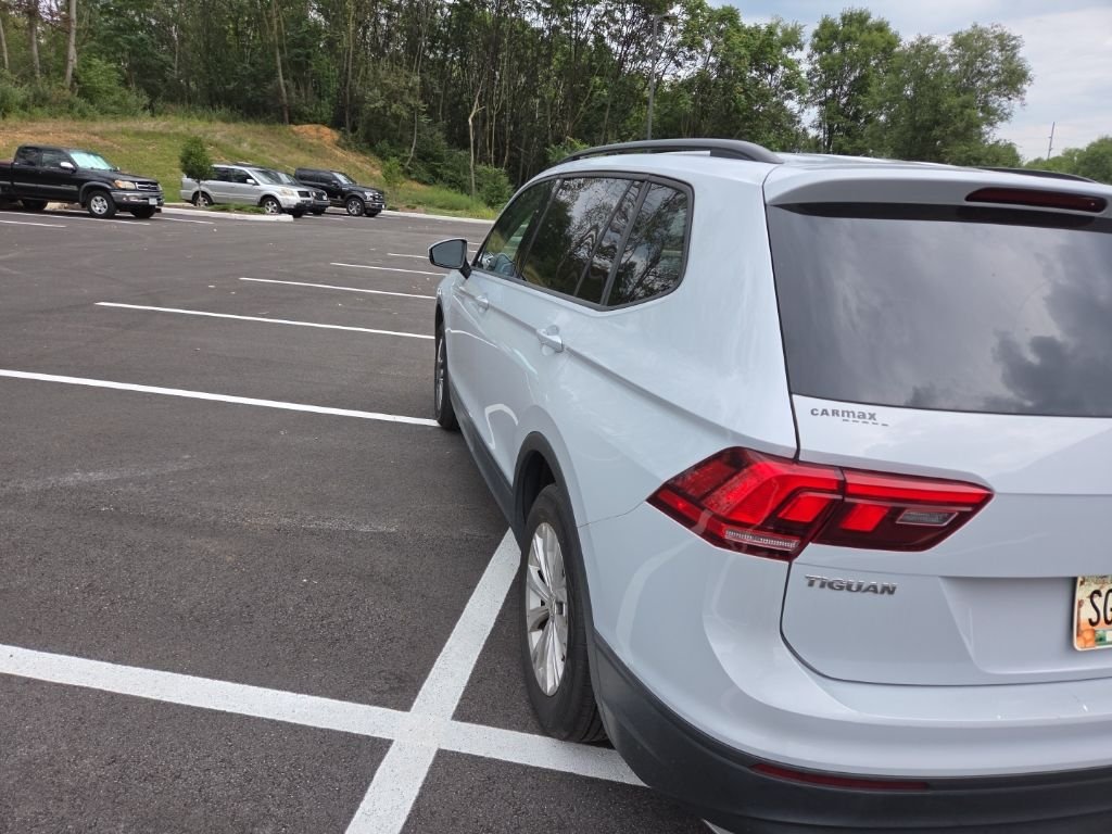 Used 2018  Volkswagen 2.0T S image 5