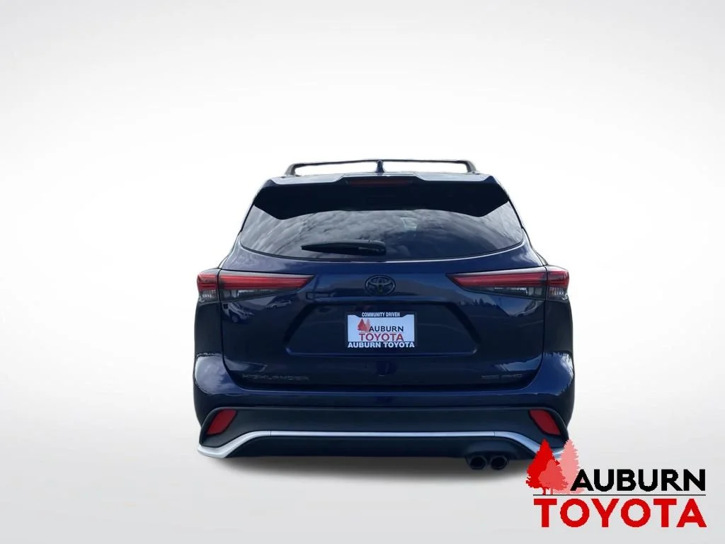 Used 2022 Blueprint Toyota XSE image 6