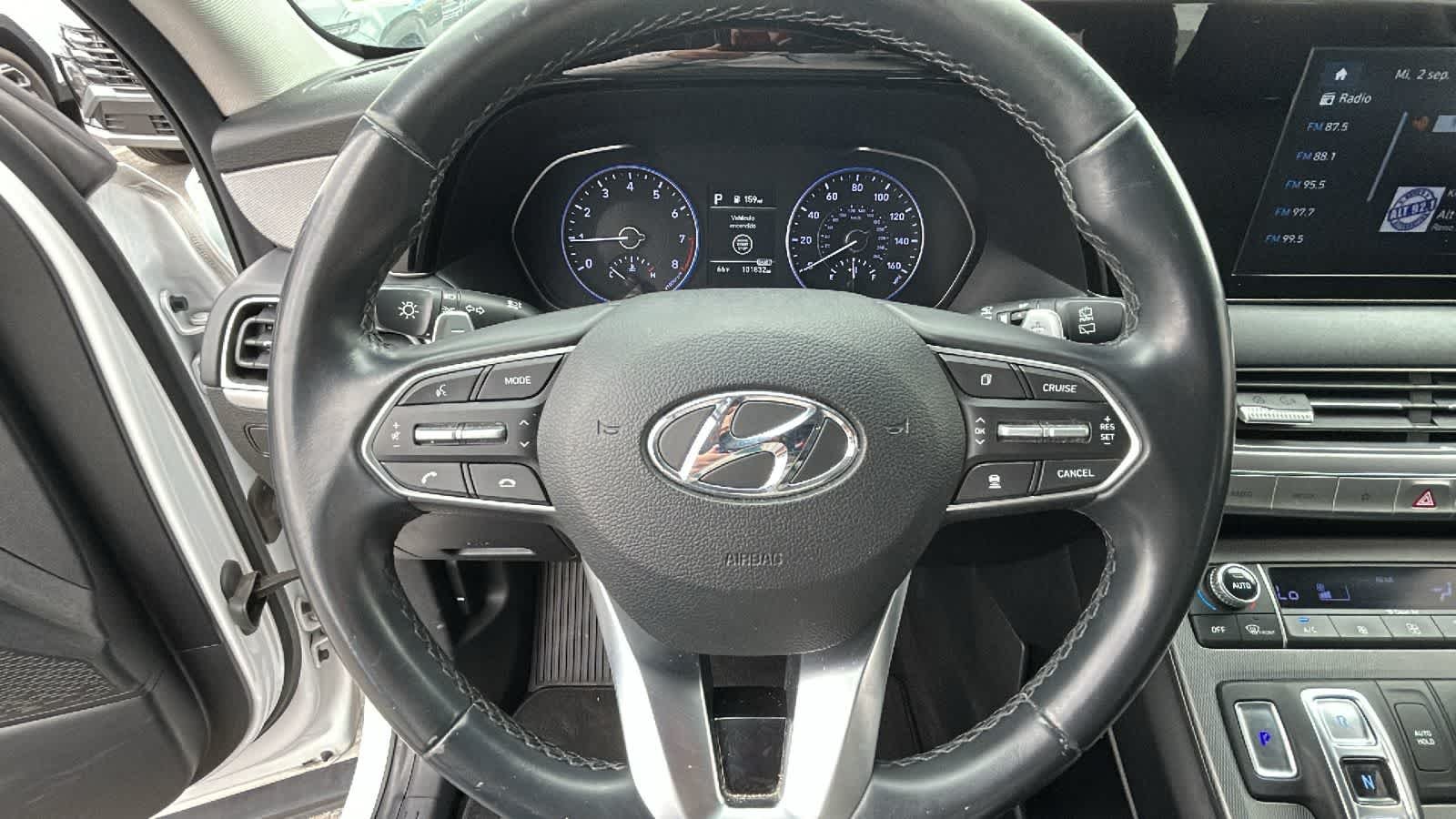 Used 2021 Hyper White Hyundai SEL image 18