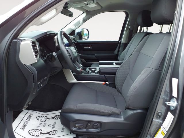Used 2022 Gray Toyota SR5 image 11