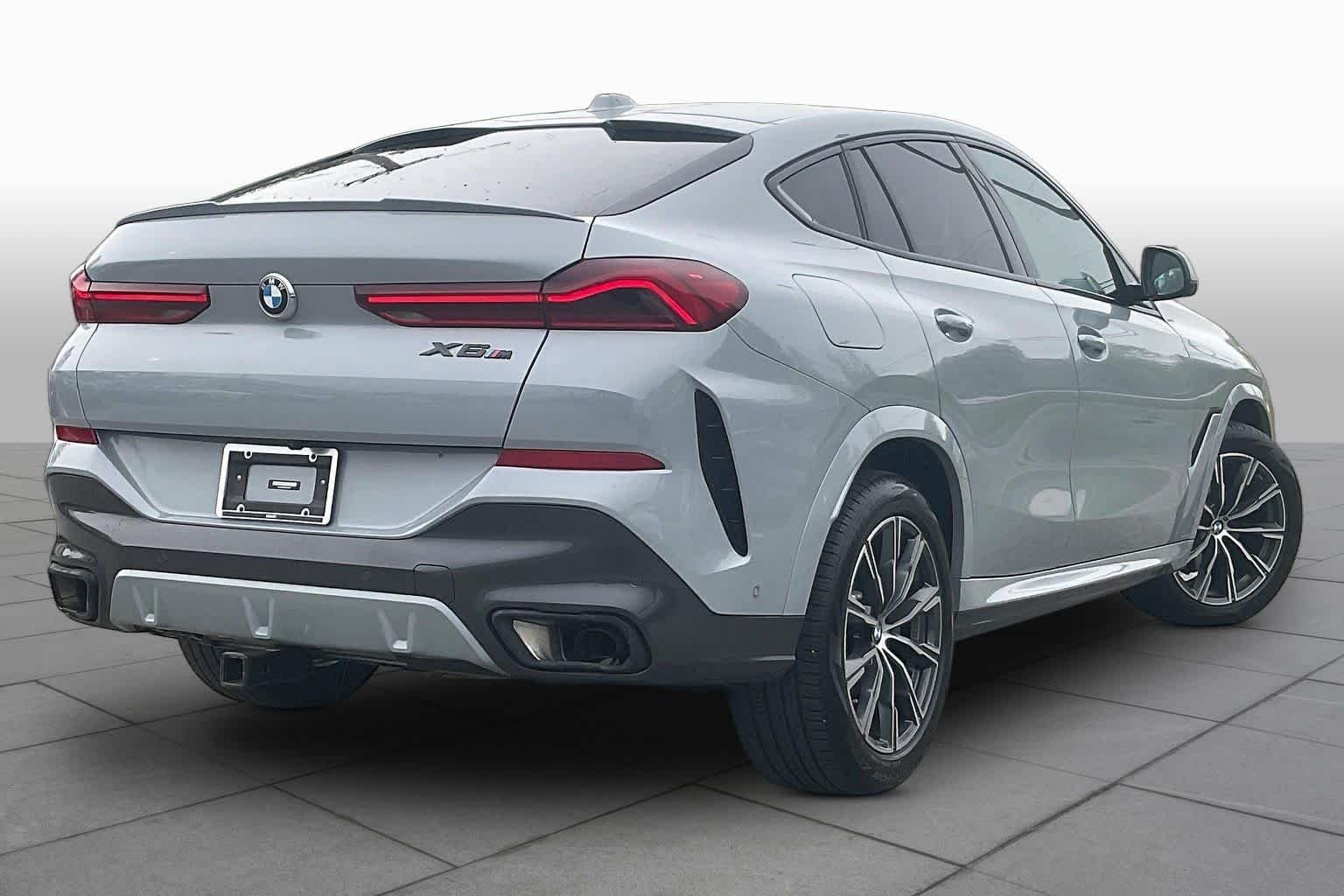Used 2024 Brooklyn Grey Metallic BMW xDrive40i image 12