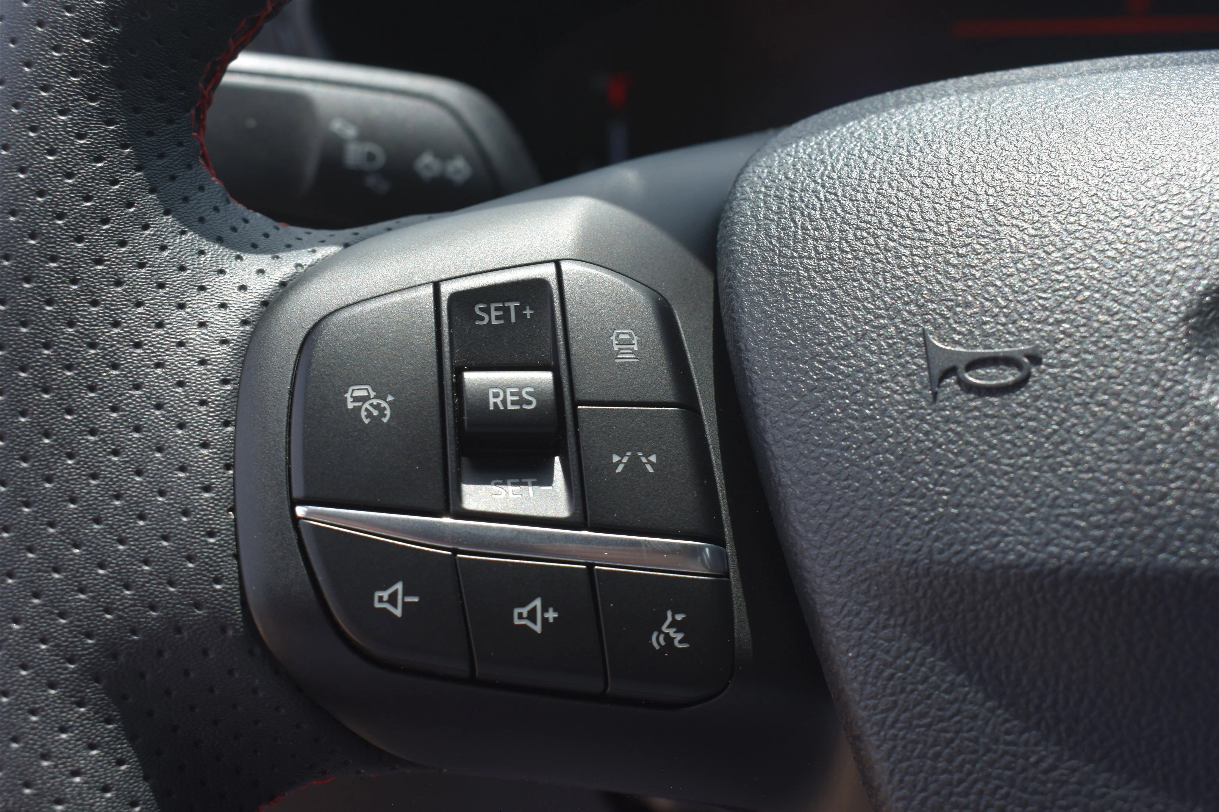 Used 2024 SILVER Ford ST-Line image 21
