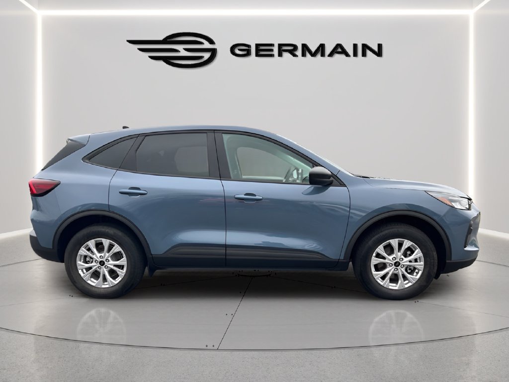 Used 2026 Vapor Blue Ford Active image 9