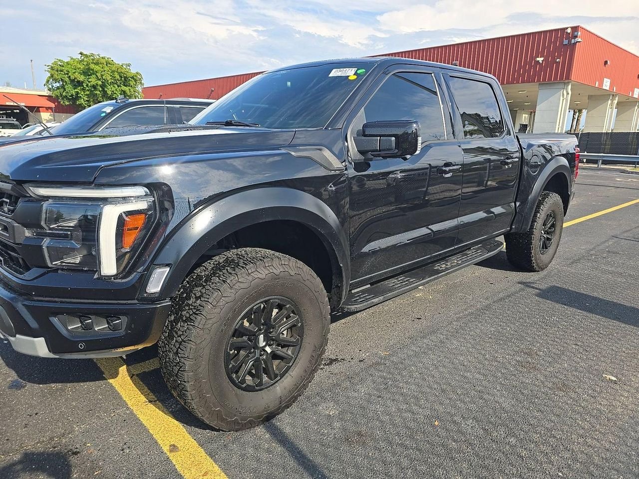 2025 Ford F-150 Raptor 4x4 SuperCrew 5-1/2 Box's photo