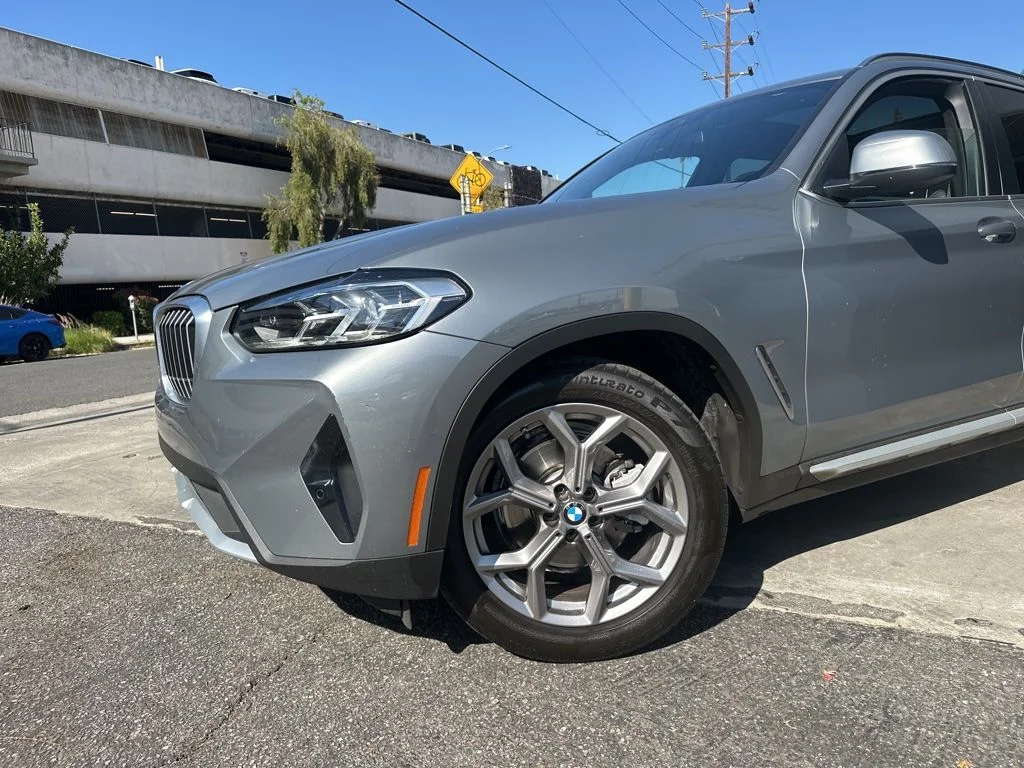 Used 2023 Gray BMW sDrive30i image 8