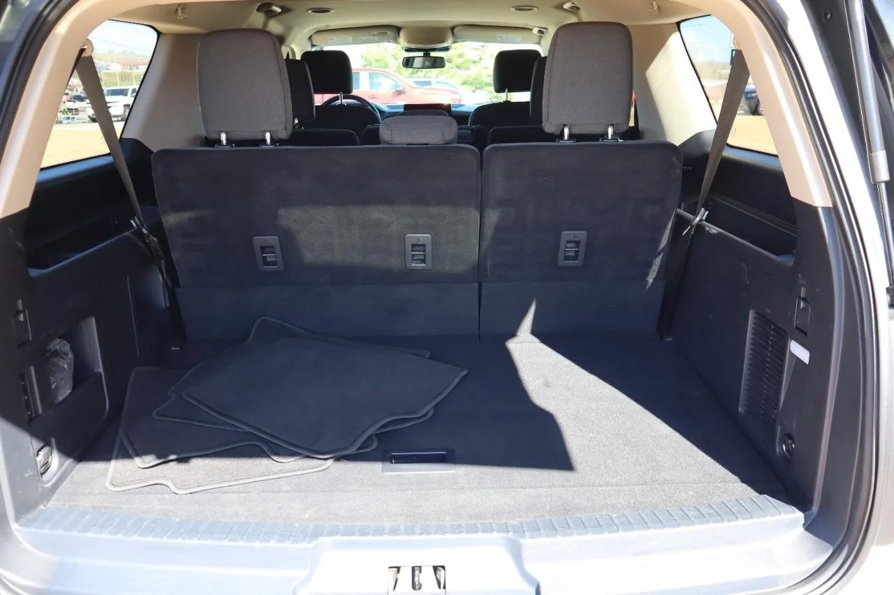 Used 2022 Star White Metallic Tri-Coat Ford XLT image 20