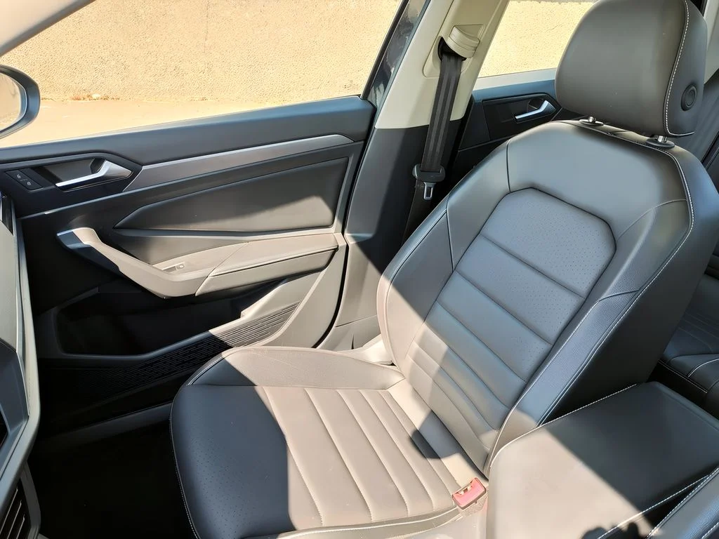 2024 Volkswagen Jetta SE - Photo 22