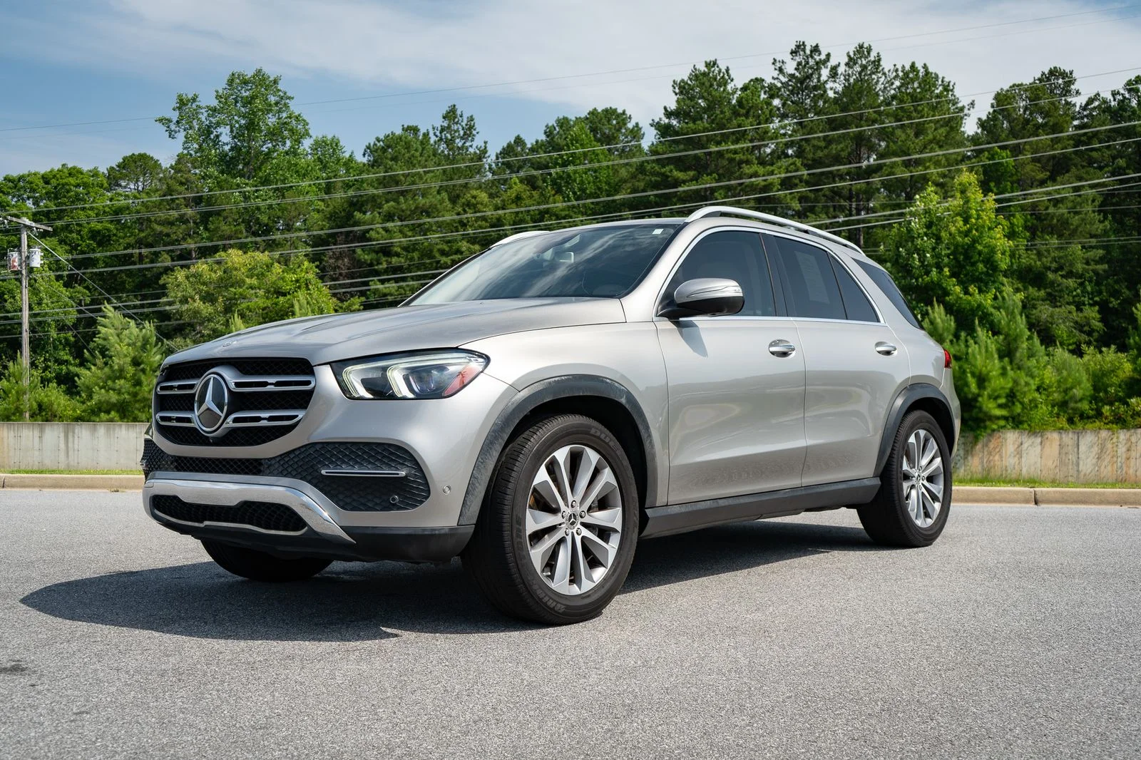 Used 2020 Silver Mercedes-Benz GLE 350 image 3