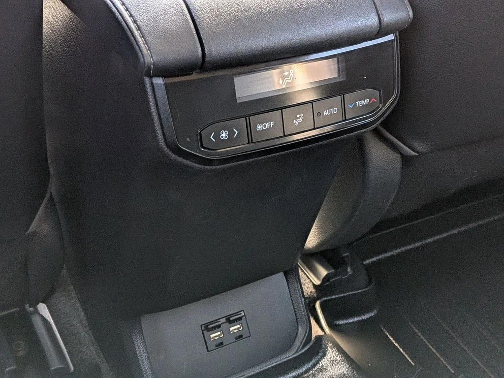 Used 2020 Magnetic Gray Metallic Toyota XLE image 19