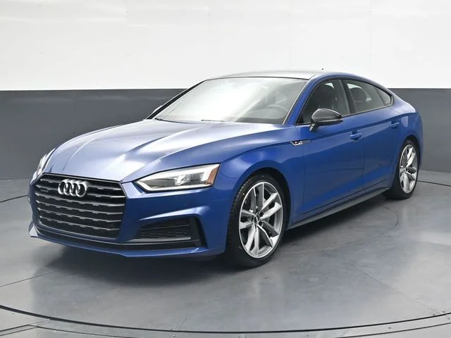 Used 2019  Audi Premium Plus image 9