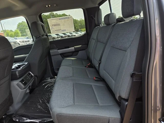 New 2026 Iconic Silver Metallic Ford XLT image 36