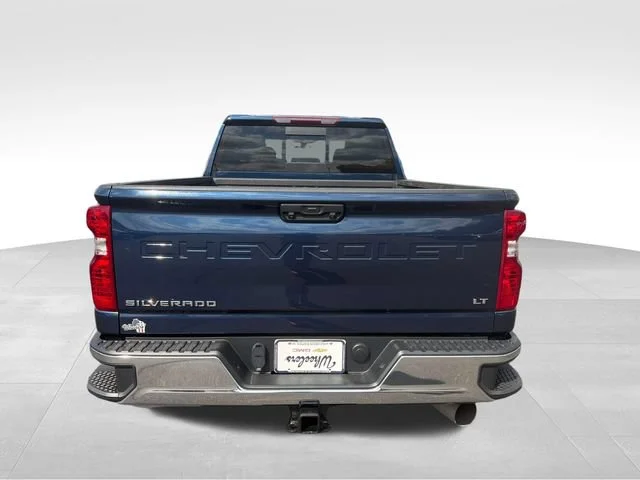 Used 2023 Northsky Blue Metallic Chevrolet LT image 4