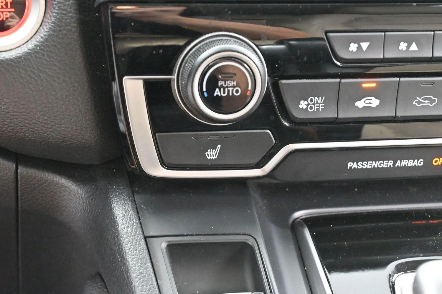 Used 2020 Platinum White Pearl Honda Touring image 27