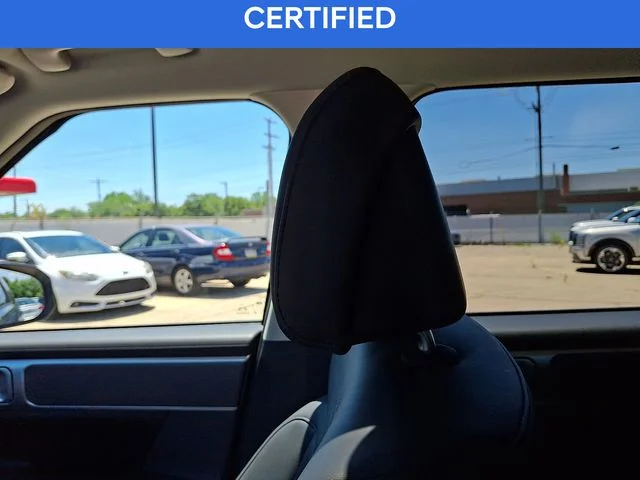Used 2025 Blue Hyundai XRT image 17