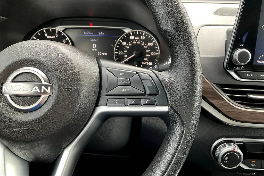 Used 2024 Gray Nissan 2.5 SV image 15