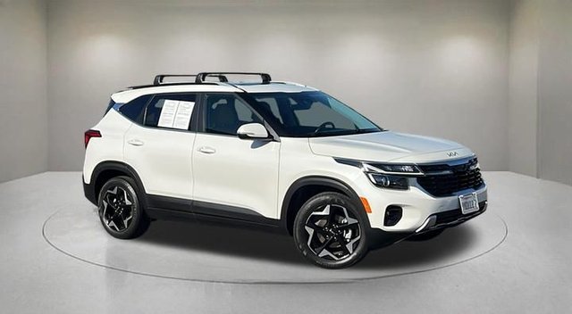 Pre-Owned 2025 Kia Seltos EX FWD 4D Sport Utility