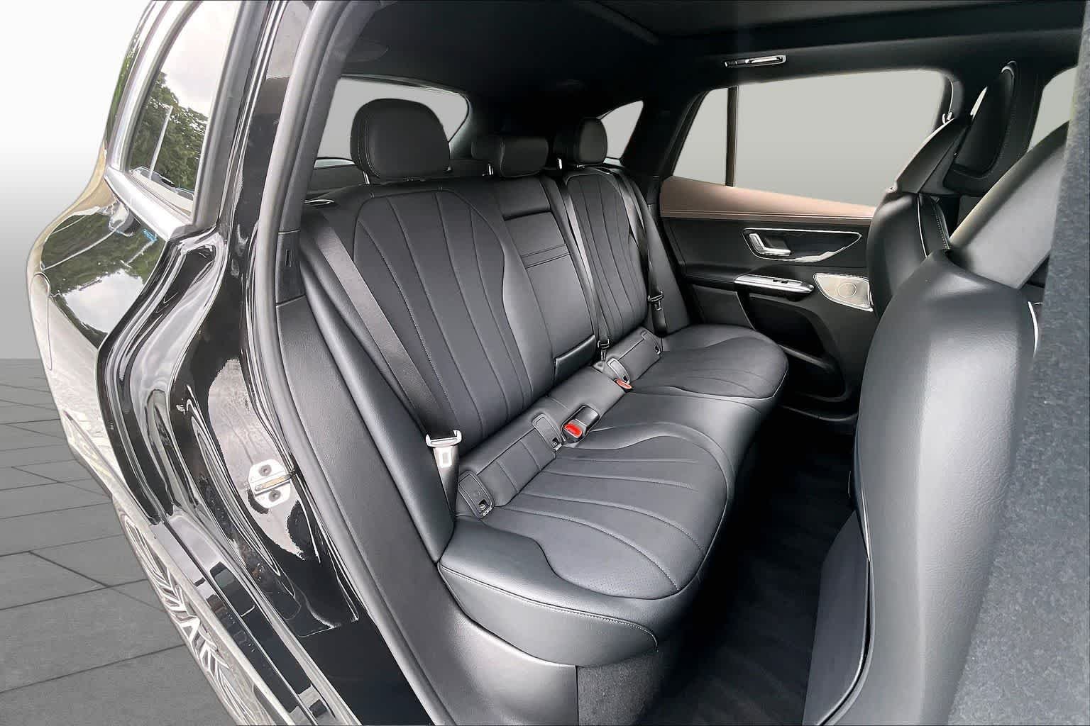 Used 2025 Obsidian Black Metallic Mercedes-Benz EQE 350+ image 18