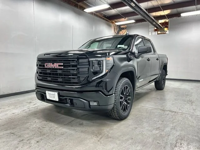 2026 GMC Sierra 4WD Crew Cab Short Box Elevation's photo