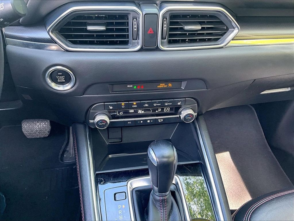 Used 2025 Gray Mazda 2.5 S Carbon Edition image 27