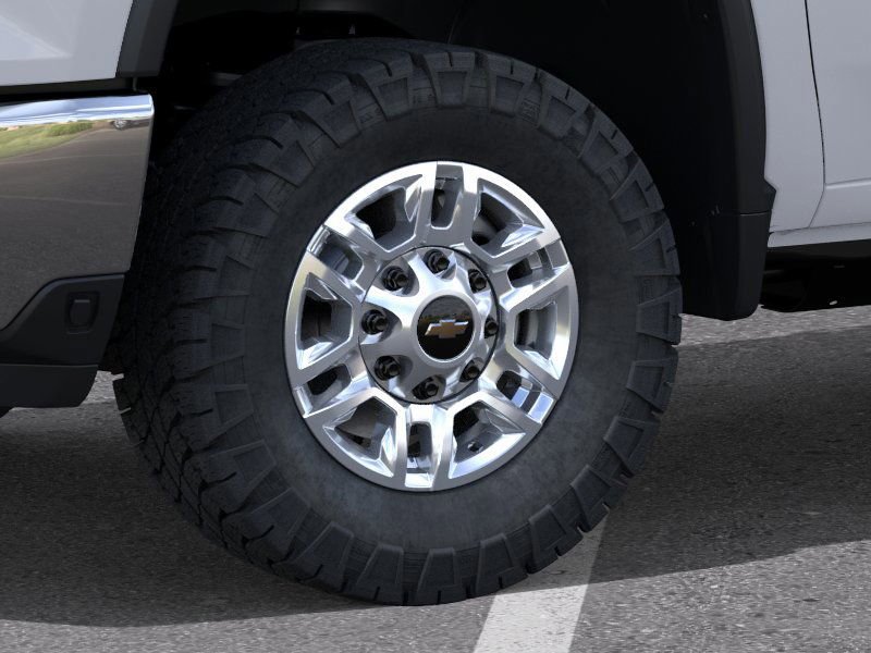 New 2025 Summit White Chevrolet LT image 9