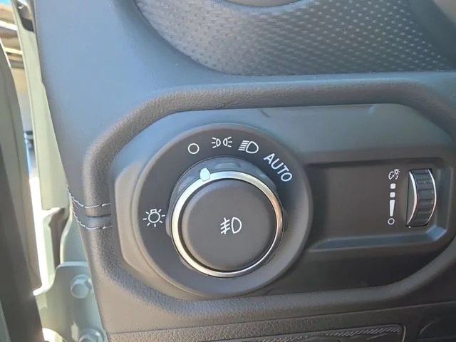 Used 2024 Gray Jeep Rubicon image 26