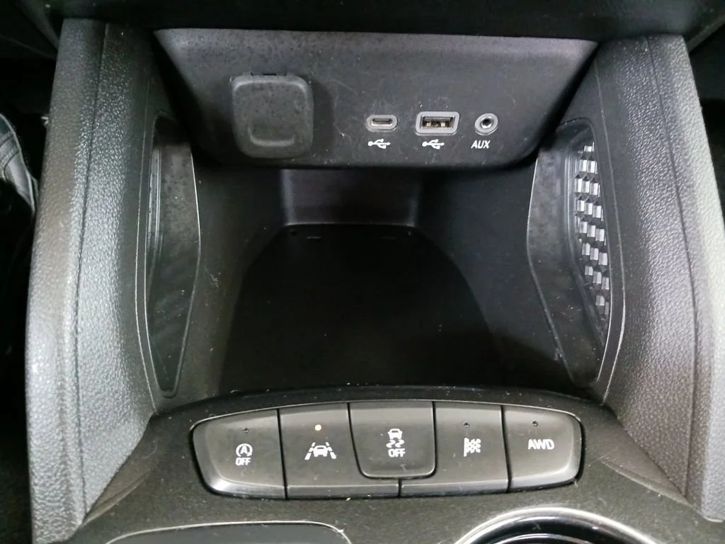 Used 2023 Summit White Chevrolet LT image 22