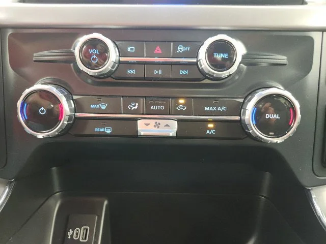 Used 2025 White Ford XLT image 58
