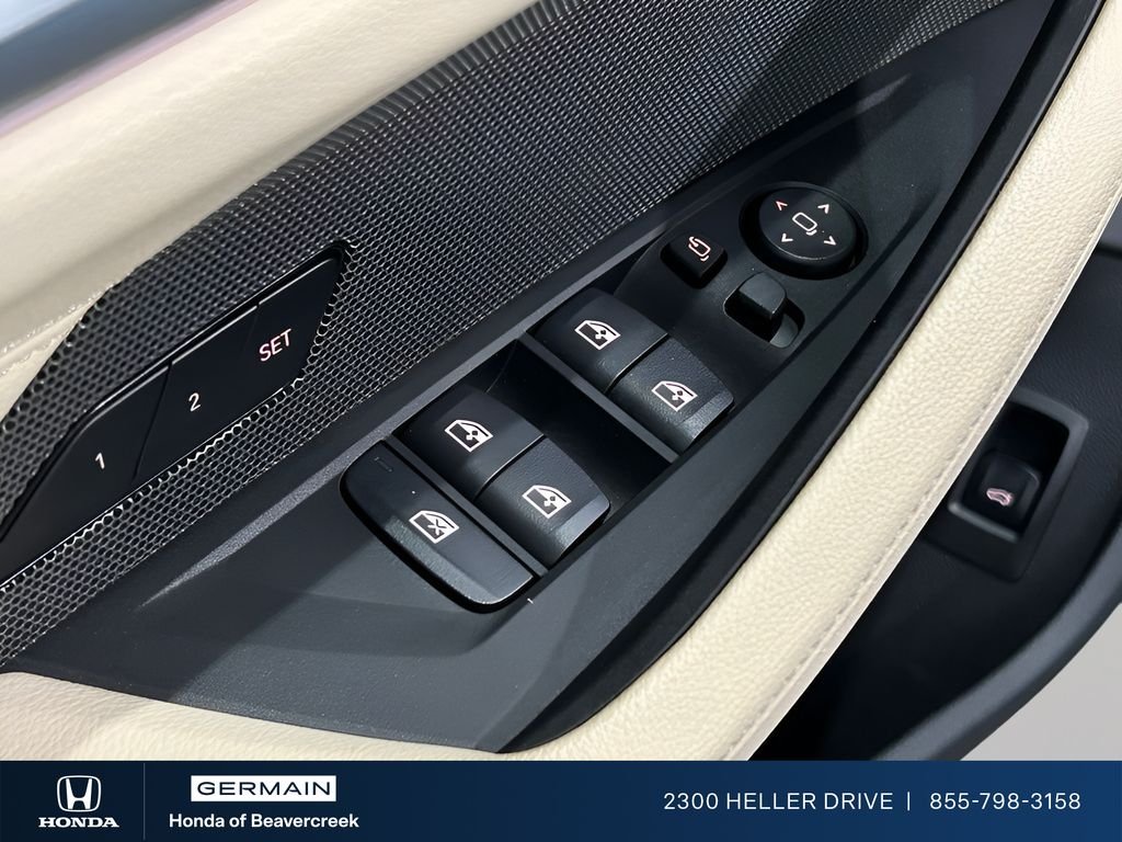 Used 2023 Alpine White BMW eDrive40 image 13