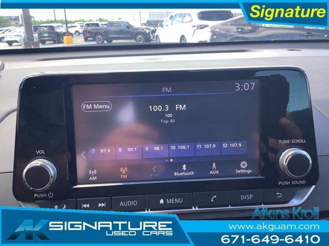 Used 2022 Brilliant Silver Metallic Nissan 2.5 S image 14