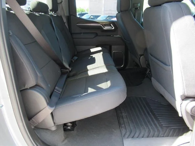 Used 2024 Gray Chevrolet LT image 33