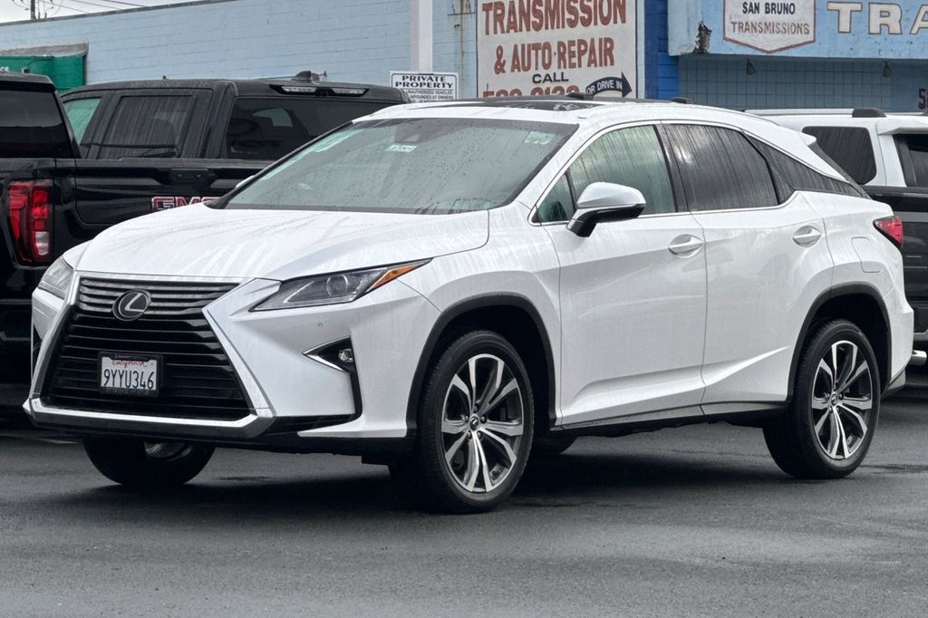 Used 2019 White Lexus 350 image 8