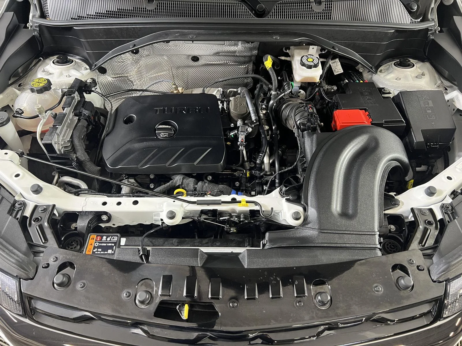 Used 2024 Summit White Chevrolet RS image 29