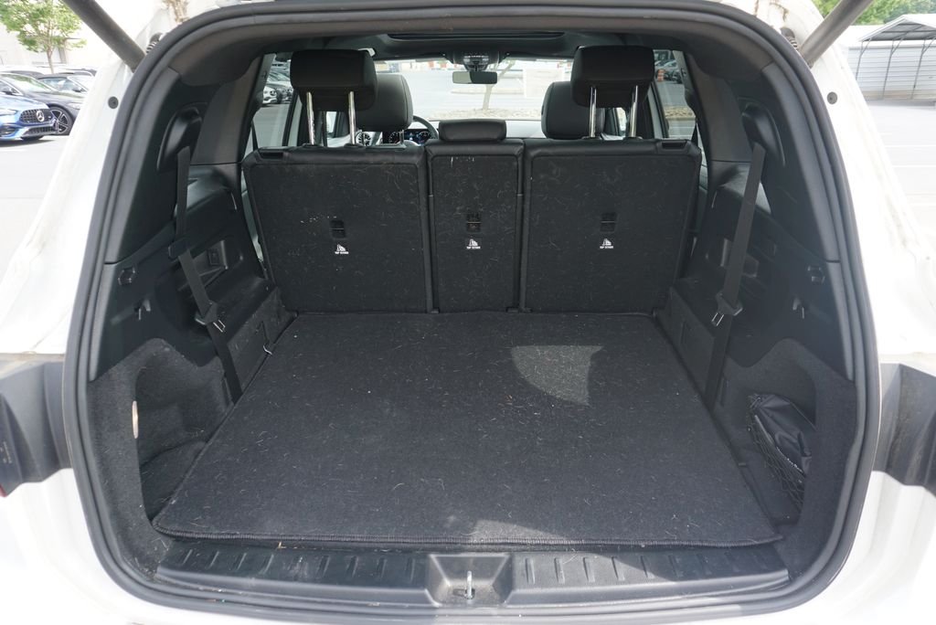 Certified Used 2023 Polar White Mercedes-Benz GLB 250 image 19
