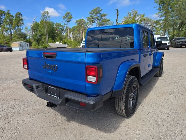New 2026 Hydro Blue Pearl-Coat Exterior Paint Jeep Sport S image 4