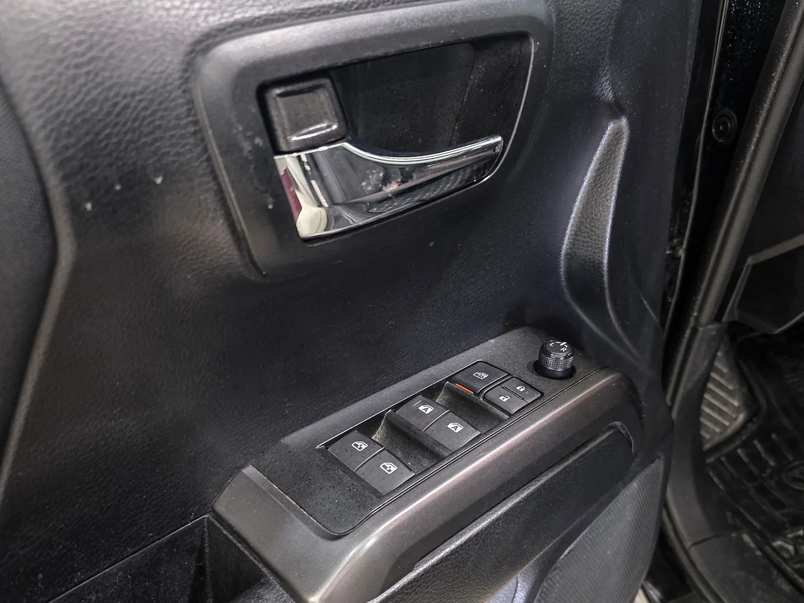 Used 2019  Toyota TRD Sport image 19