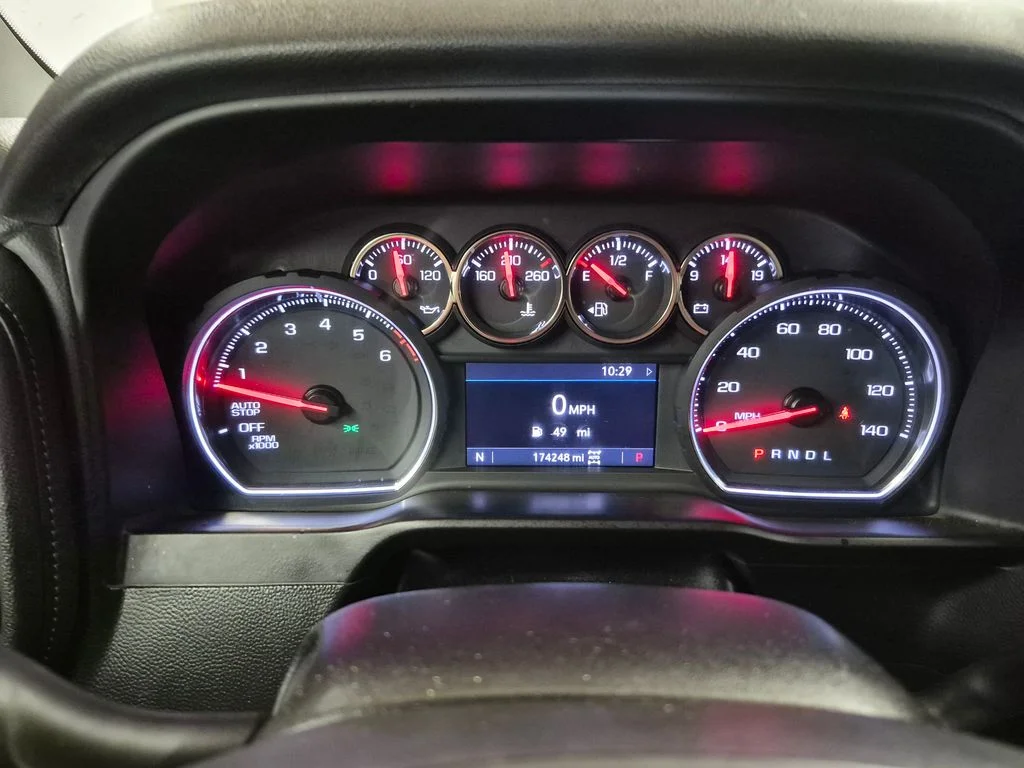 Used 2019 Silver Ice Metallic Chevrolet LT Trail Boss image 25