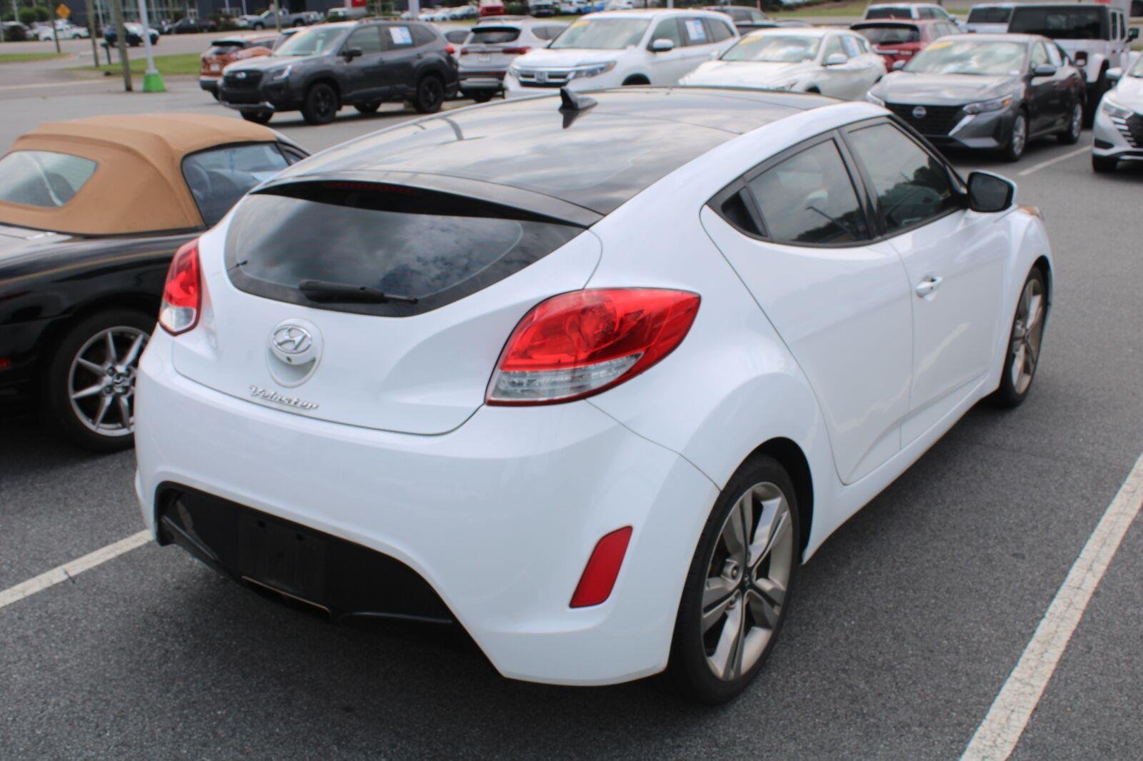 Used 2017 Century White Hyundai Value Edition image 6