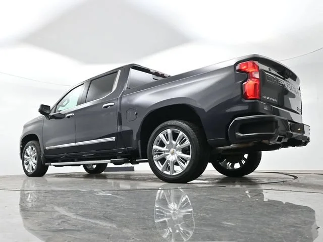 Used 2022 Dark Ash Metallic Chevrolet High Country image 29