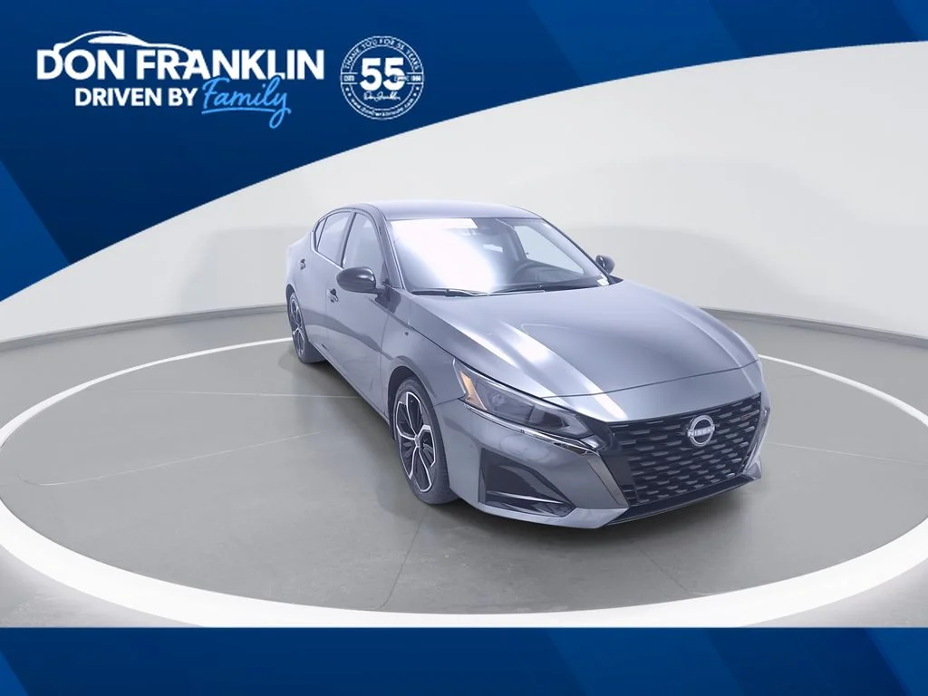 Used 2025 Gray Nissan 2.5 SR image 1