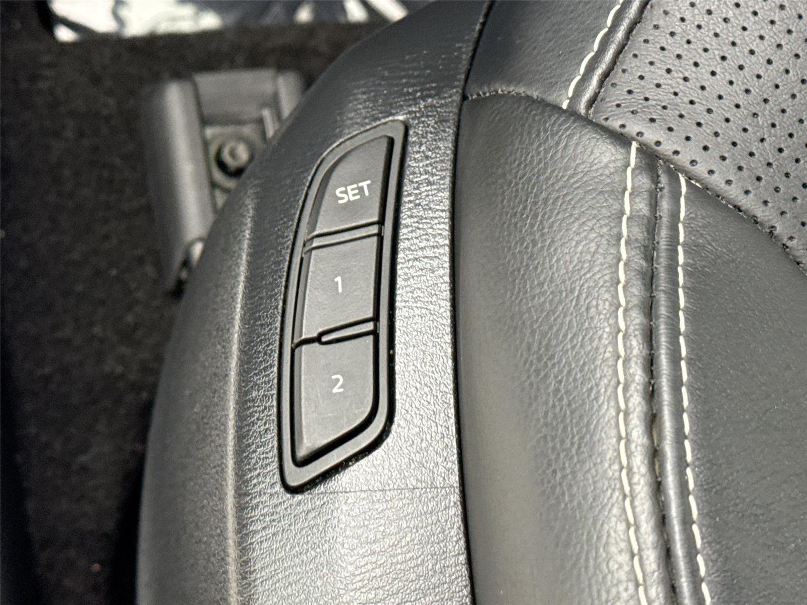 Used 2023 Deep Crystal Blue Mica Mazda Grand Touring image 32