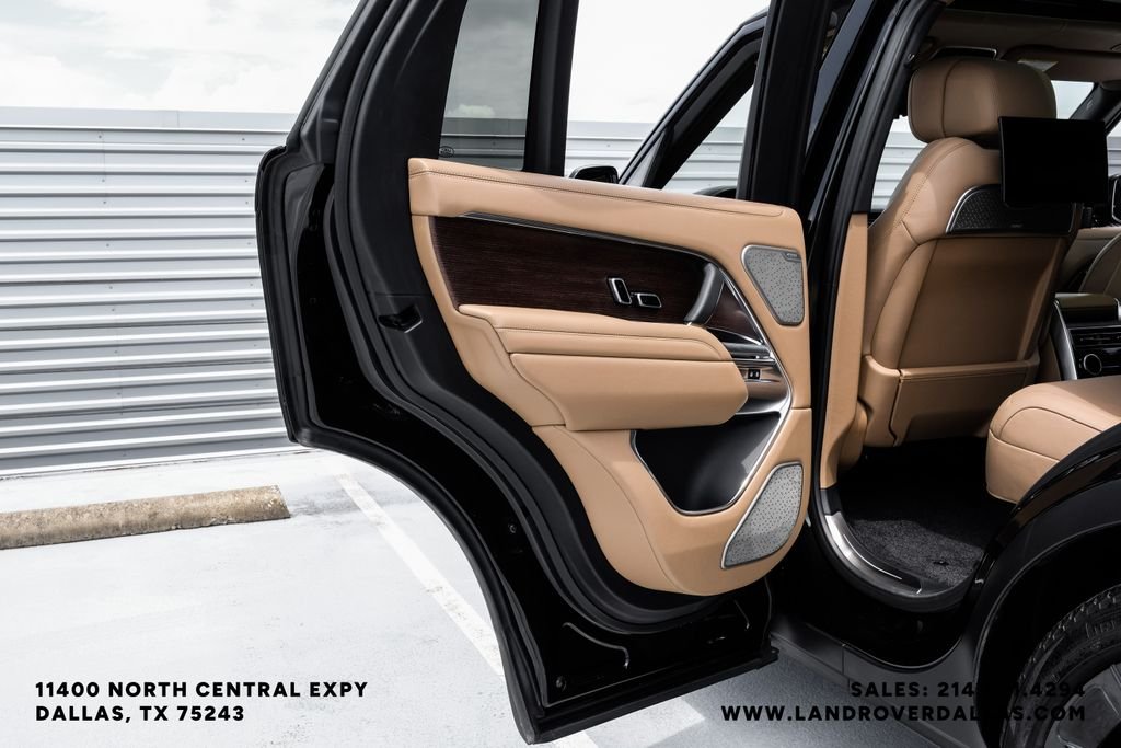 Used 2024 Black Land Rover Autobiography image 52