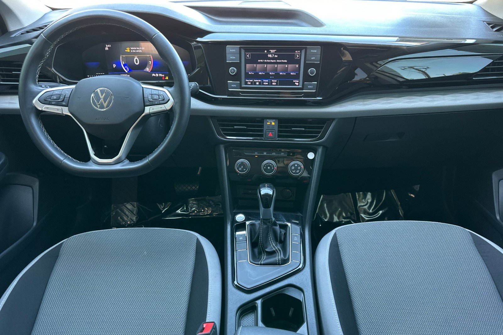 Used 2024 WHITE Volkswagen S image 6