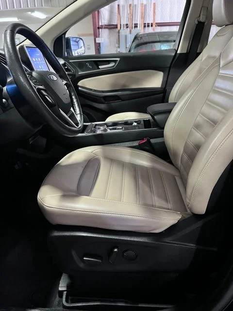 Used 2024 Black Ford SEL image 11