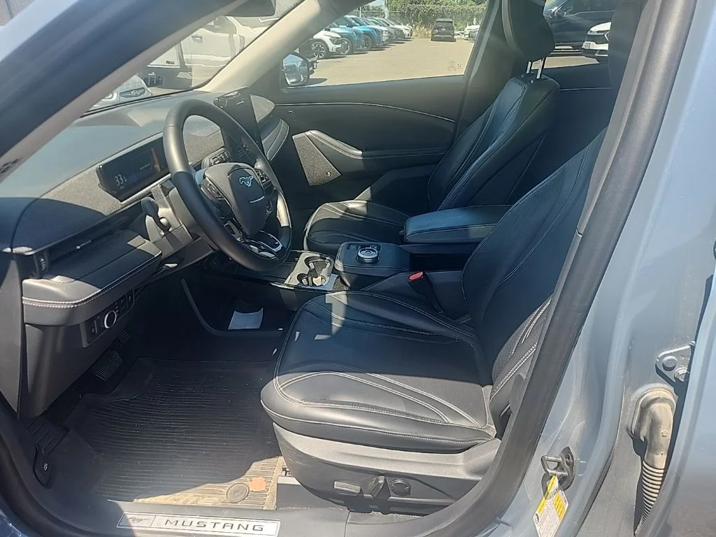 Used 2023 Blue Ford Premium image 18